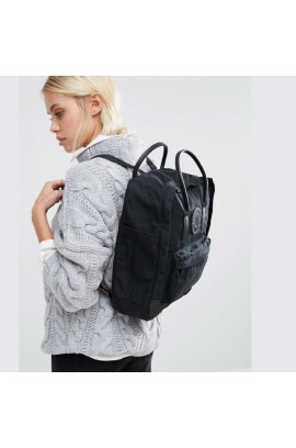 [特別版] Black Edition Fjallraven Kanken No.2 - Black 